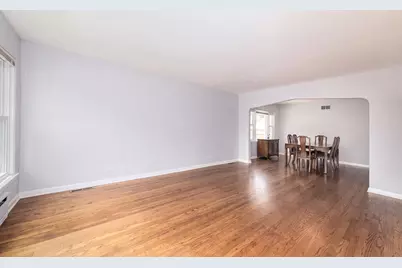 7560 W Everell Avenue, Chicago, IL 60631 - Photo 4