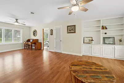 425 Greenwood Lane, Barrington, IL 60010 - Photo 16