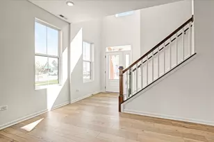 15422 W Amelia Cir, Lockport, IL 60441 - Photo 2