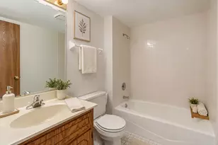 11108 Heritage Dr, Palos Hills, IL 60465 - Photo 12