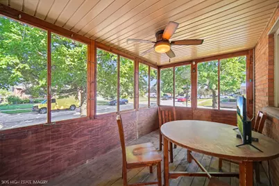 3032 W 100th Place, Evergreen Park, IL 60805 - Photo 6