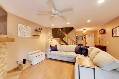 276 E Forest Knoll Drive, Palatine, IL 60074 - Photo 6