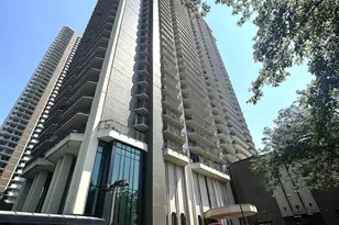 6007 N Sheridan Rd, Chicago, IL 60660 - Photo 1