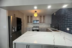 6007 N Sheridan Rd, Chicago, IL 60660 - Photo 2