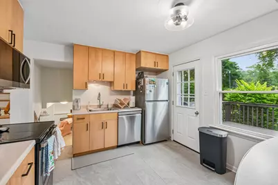 26W473 Parkway Drive, Winfield, IL 60190 - Photo 12