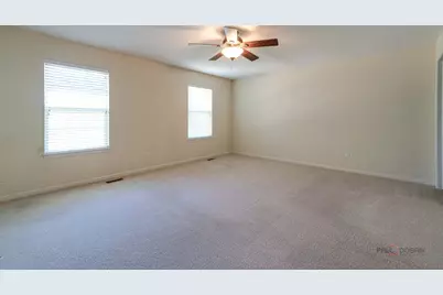 790 Oak Hollow Road, Crystal Lake, IL 60014 - Photo 16