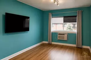 836 E Old Willow Rd, Prospect Heights, IL 60070 - Photo 10