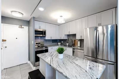 6157 N Sheridan Road #20B, Chicago, IL 60660 - Photo 4