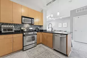 1155 W Roosevelt Rd, Chicago, IL 60608 - Photo 6