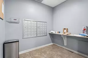 1155 W Roosevelt Rd, Chicago, IL 60608 - Photo 4
