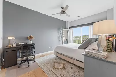 1155 W Roosevelt Road #404, Chicago, IL 60608 - Photo 16