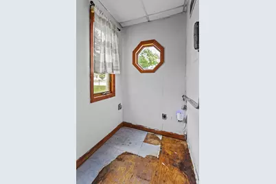 207 E Taylor Street, Grant Park, IL 60940 - Photo 14