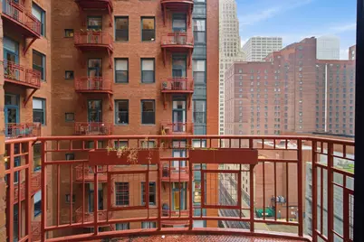 208 W Washington Street #910, Chicago, IL 60606 - Photo 16