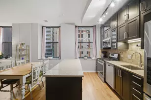 208 W Washington St, Chicago, IL 60606 - Photo 4