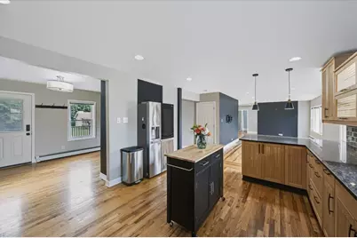 7154 Fair Elms Avenue, Burr Ridge, IL 60527 - Photo 8