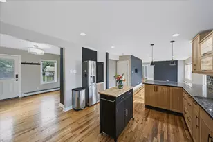 7154 Fair Elms Ave, Burr Ridge, IL 60527 - Photo 8