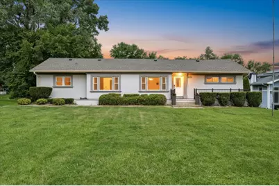 7154 Fair Elms Avenue, Burr Ridge, IL 60527 - Photo 2