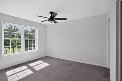 440 Newport Circle, Oswego, IL 60543 - Photo 16