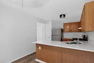 440 Newport Cir, Oswego, IL 60543 - Photo 14