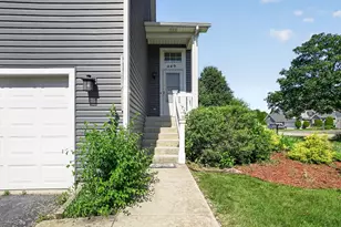 440 Newport Cir, Oswego, IL 60543 - Photo 4