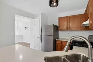 440 Newport Cir, Oswego, IL 60543 - Photo 12