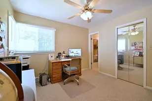 16W650 87th St, Willowbrook, IL 60527 - Photo 16