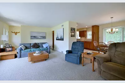16W650 87th Street, Willowbrook, IL 60527 - Photo 6