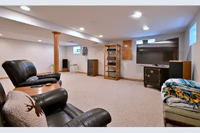 16W650 87th Street, Willowbrook, IL 60527 - Photo 20