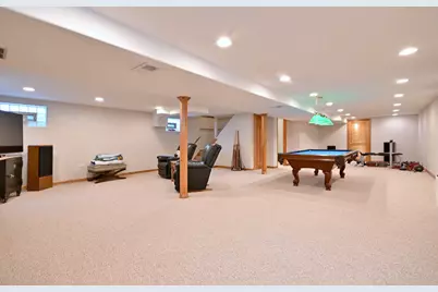 16W650 87th Street, Willowbrook, IL 60527 - Photo 18