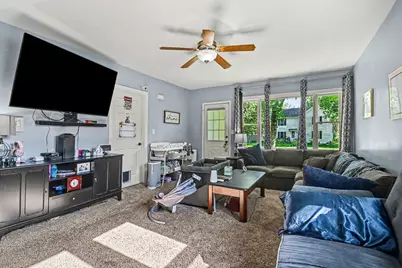 330 Pleasant Street, Sheridan, IL 60551 - Photo 6