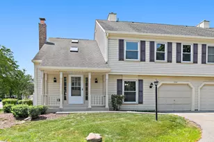 2726 College Hill Cir, Schaumburg, IL 60173 - Photo 1