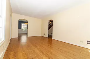 335 Oak St, Elmhurst, IL 60126 - Photo 4