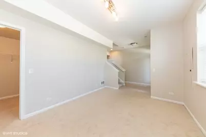 323 Aspen Pointe Road #323, Vernon Hills, IL 60061 - Photo 2
