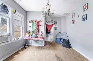 4052 S Campbell Ave, Chicago, IL 60632 - Photo 4