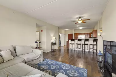 6420 Double Eagle Drive #905, Woodridge, IL 60517 - Photo 6