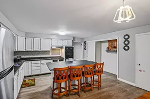 16955 Jodave Ave, Hazel Crest, IL 60429 - Photo 2