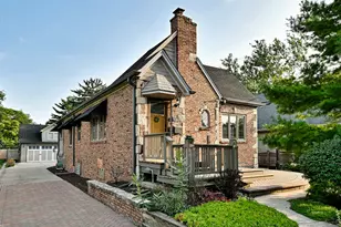 129 E Washington St, Villa Park, IL 60181 - Photo 2