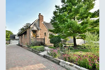 129 E Washington Street, Villa Park, IL 60181 - Photo 1
