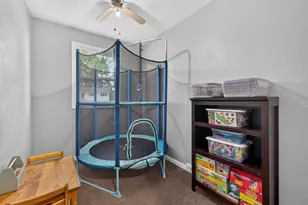 5201 E Wayne Ave, Rochelle, IL 61068 - Photo 14