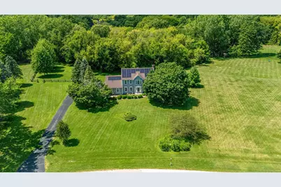 5N512 Buckskin Trail, Saint Charles, IL 60175 - Photo 2