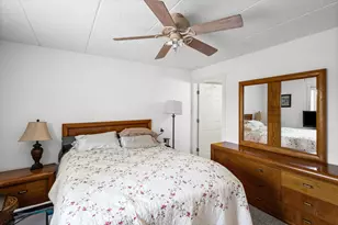 6248 S Gullikson Rd, Chicago, IL 60638 - Photo 10