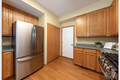 3021 Roxbury Court, Joliet, IL 60435 - Photo 10