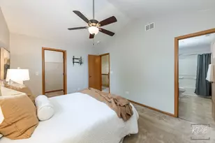 3021 Roxbury Ct, Joliet, IL 60435 - Photo 16