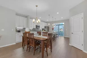 1546 Slade Wy, Des Plaines, IL 60018 - Photo 4