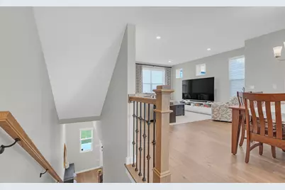 1546 Slade Way, Des Plaines, IL 60018 - Photo 2