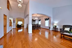 1452 Sage Dr, Bolingbrook, IL 60490 - Photo 4