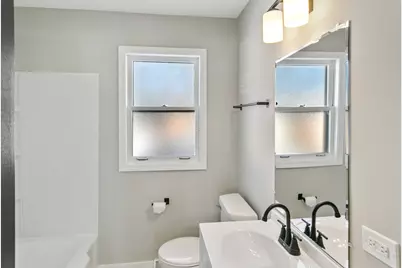 752 E 164th Street, South Holland, IL 60473 - Photo 12