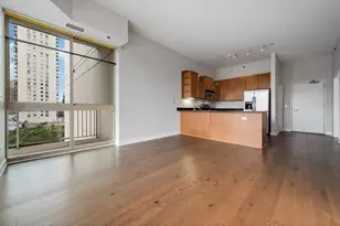 230 W Division St, Chicago, IL 60610 - Photo 6