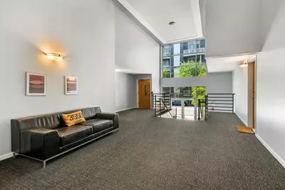 3550 W Montrose Avenue #308, Chicago, IL 60618 - Photo 2