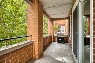 3550 W Montrose Ave, Chicago, IL 60618 - Photo 20